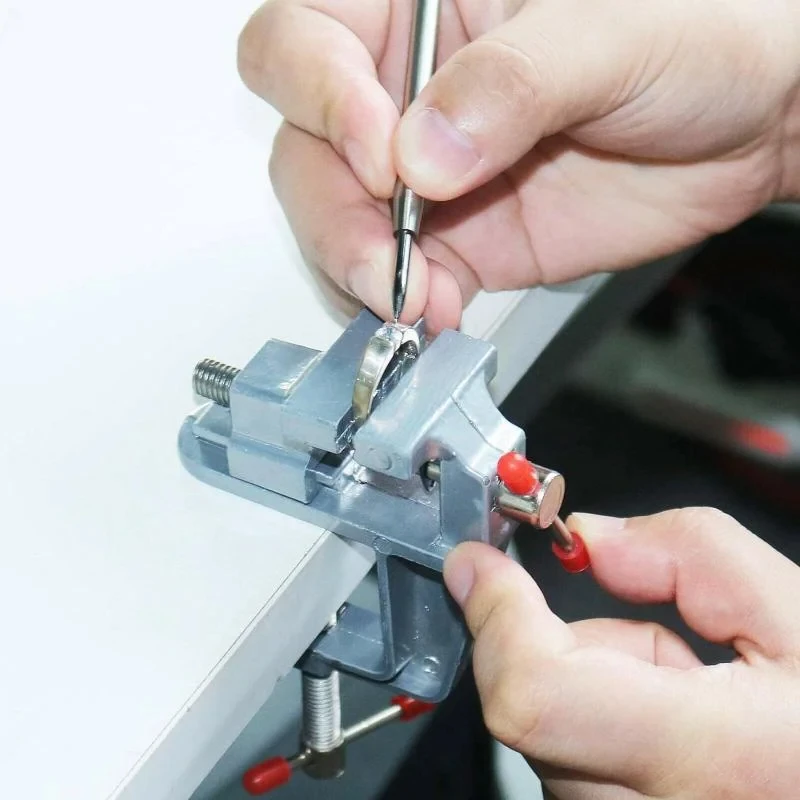 Мини-верстак с зажимом, винт « – обзор и цена Electronics Repair Bench